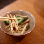 酒とタイ料理 ピッサヌローク - タイ語で急行電車を意味します