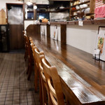 酒とタイ料理 ピッサヌローク - カウンター席
