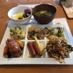 カフェ＆ダイニングバー ナチュラルナイン - 