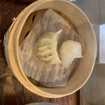 Taiwan Chabou Chashu Charaku - 餃子と海老の小籠包？