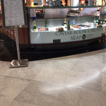 CAVIAR HOUSE & PRUNIER SEAFOOD BAR - 外観