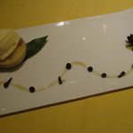 スタジオーネ フルッティフィカーレ - 桃のコンポートと自家製桃のジェラート