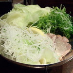 広島つけ麺 弁慶 - 広島風つけ麺　ハーフ野菜多め
