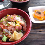 糸満漁業協同組合 お魚センター - 