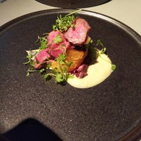 クラフタル - 牛タタキと柑橘のサラダ