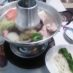 田舎茶屋　灯火 - お鍋＆コラーゲン麺