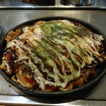 ネギと粉 - お好み焼きチーズもち豚玉