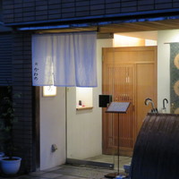 鮨 かわの - お店の入り口