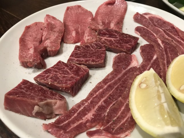 健康焼肉 亀 ススム 大橋 焼肉 食べログ