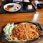 レストラン　サンサワ - ミートソーススパゲティー