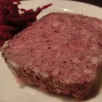 ビーボ デイリースタンド - 「エゾ鹿のパテ」：口の中にじんわりと残るのは、鹿の脂の優しい甘さ。。