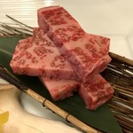 Yuuyu No Satoyusa - 山形牛のステーキ。見た目よりボリュームがあり、口の中でトロける。