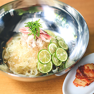 eiyonkurogewagyuujukuseinikuyakinikuyakinikuniiniiichi - 盛岡冷麺