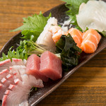Izakaya Zakuro - 鮮度抜群の魚介は、刺身で食べてももちろん美味◎