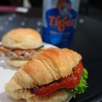 Malaysia Airlines, Golden Lounge - 