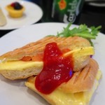 Malaysia Airlines, Golden Lounge - 