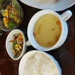 Jazz Spot PACO - (2019年7月)  ランチAのスープとサラダとご飯と小鉢
