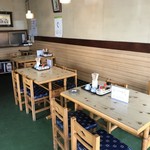 あかつき食堂 - 店内