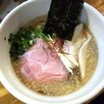 麺庵 小島流 - 鶏清湯背脂醤油ら～めん