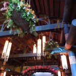ポリネシアンテラス レストラン - 天井が高いです