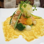 ラファエル - 鮮魚のポワレ　白ワインソース