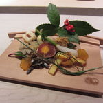 くろぎ - 祝八寸 田作り 厚焼玉子 叩き牛蒡 芽くわい 子持ち昆布 餅唐墨 細根大根1