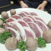 本家鳥初 - 鴨鍋の用意