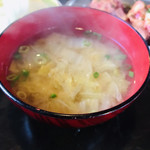 味源 - 味噌汁も最高（(*´◒`*)）