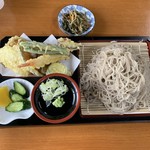 惣六やまと茶屋 - 特天ぷらざるそば(二人前)