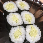 Ginza Sushi Nakahisa - 本山葵の細巻き。絶品。ラッコの思い出の細巻き