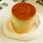 六花亭 - 玉子の味が濃厚でとってもクリーミー。
      これもすごく美味しいです♪
      