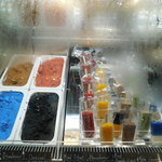 FLUNKY PARLOR - ガラスケース内