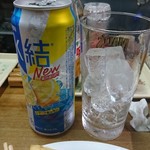 伊勢屋酒店 - 氷結レモンロング。