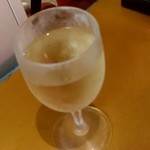 Hamayaki Kaisen Izakaya Daishou Suisan - 【2019.7.16(火)】飲み放題の白ワイン(グラス・シャルドネ)