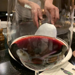 ステーキハウスハマ - お肉には赤ってことで