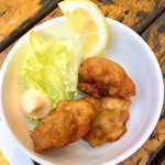 立ち飲み　小島 - 鳥のカラアゲ300円