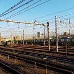 尾久駅ホームから見る広大な尾久操車場