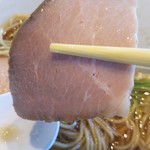 宍道湖しじみ中華蕎麦 琥珀 - キメ細かくキレイなチャーシュー