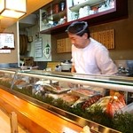 Takezushi - ここで喰って、それでも築地へ行かねばならぬ道理はない