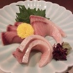 母や - 天然ブリ造り