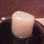 母や - 私が注文した大根　でっかいです。柔らかいです。