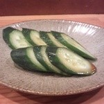母や - キュウリの浅漬け呉れました。