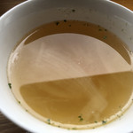 カフェアンドショップ ロータスランド - 2019/07/17
      今週のおまかせ 550円
      【夏野菜たっぷり！アジアンプレート】
      ・トマトライスと大豆ミートそぼろ
      ・目玉焼き
      ・大なすの厚切りステーキ
      ・ピリ辛ポテトフライ
      ・オニオンスープ