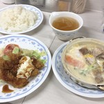 キッチン岡田 - エビフライとチキンスープ 650円