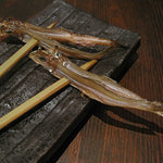 炭火焼専門食処 白銀屋 - 付き出しのシシャモ