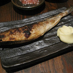 炭火焼専門食処 白銀屋 - こまい二百八十円