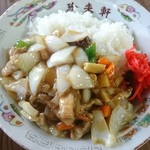 珍来軒 - 肉飯 ８００円