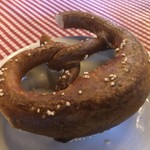 Augustiner-Keller - プレッツェル