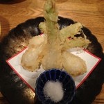 田中 - オニオンヌーボーの天ぷら。甘くて美味しかった！