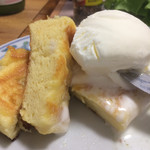 花門 - しっとりフレンチトーストにとろけるアイスクリーム  文句なし！